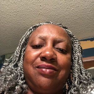 Meet your Posher, Deborah